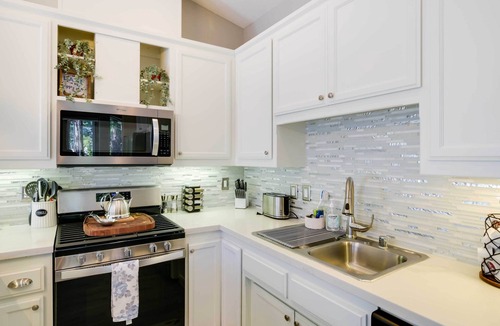 Peninsula Village House | Updated Lake Almanor Retreat w/Patio & Grill!