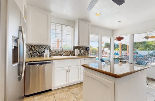 Desert Park Estates House | Updated mid-century gem with private pool, spa, gas grill, and free WiFi