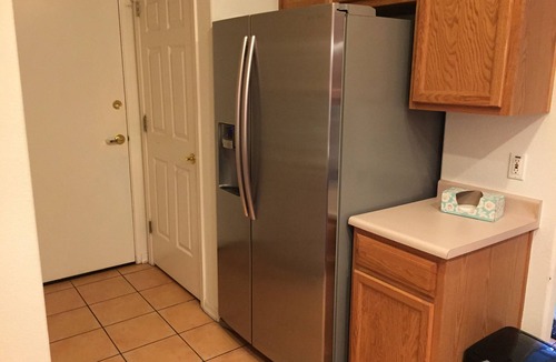 Superstition Lakes Condo | UPGRADED 1ST FLOOR 2 BEDROOM, 2 BATH, FOUNTAIN VIEW, PATIO, STEPS TO POOL & SPA