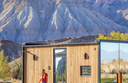 Torrey House | Upscale Desert Stay Near Capitol Reef
