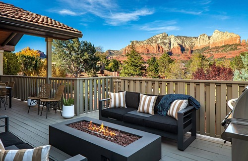 Uptown Sedona House | Uptown EPIC - Wow Views! 25Guests 2Homes 10BR 9BA 2Pool 2Spa 2GamesRM Location
