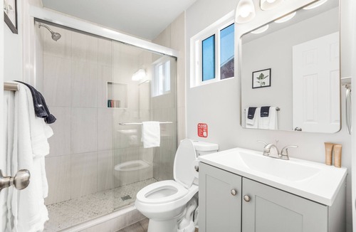 El Cajon Apartment | Urban Retreat -Central El Cajon- Sleep 3 with AC