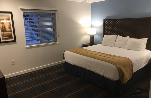 Round Hill Village Resort | South Lake Tahoe, Worldmark 5 Star Resort, 2 Bdr, sleeps 6