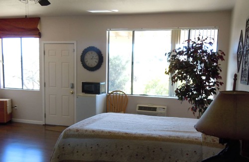 Oracle House | V.I.P.GUEST ROOM (micro wave, T.V., apartment frig. closet, dining table.