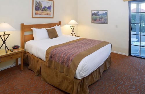 San Diego Country Estates Hotel | Vacation is Calling! Four Classy Units, Pool, Tennis Court, Onsite Game Room