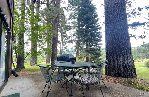 Graeagle Apartment | Vacation retreat for golf and enthusiasts and families alike!