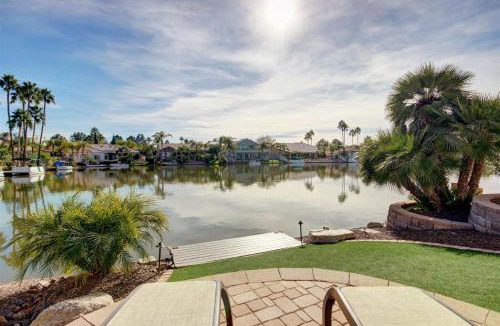 Val Vista Lakes House | Val Vista Lakes Estate-Heated Pool/Spa Sleeps 12