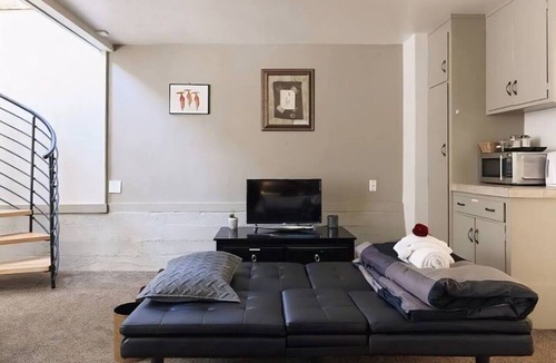 Vallejo House | Vallejo - Cozy Studio Unit