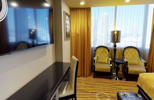 Winchester Resort | Vegas Casino Super Luxury 1 BR Studio in Fabulous Las Vegas for 2 w/Kitchenette