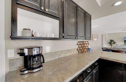 Spring Valley House | Vegas Fun Retreat - Pool, Games, Relaxation&Space!