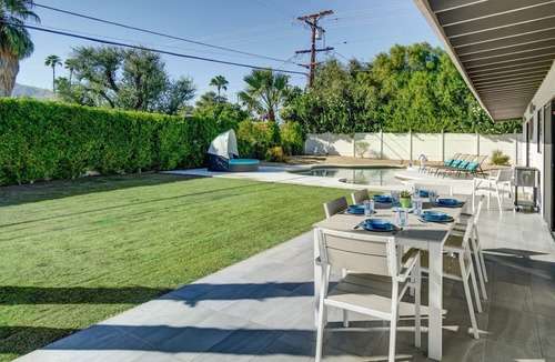 Sunmor House | Vibrant Mid-Century Jewel in Central Palm Springs