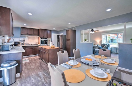 Southwestern Sacramento House | Vibrant Sacramento Home w/ Yard & Patio!