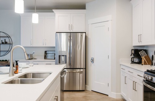 Sienna Hills House | Vida Sol - 4 bedrooms, Private Hot Tub and Amazing Backyard Area!