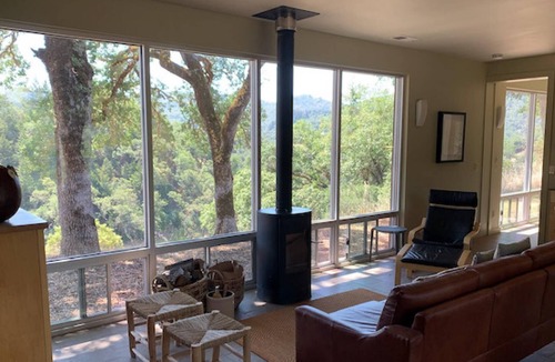 Ukiah House | VIEWS!! Last Minute/Longer Stay SPECIALS!