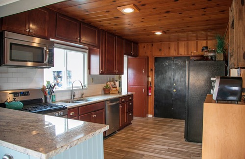 Morro Bay House | Views of Ocean & Iconic Morro Rock/Beach Cottage