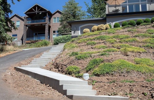 Washougal House | Views of the Columbia Gorge