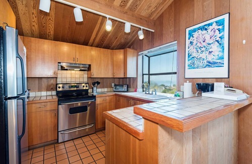 Sea Ranch House | Viglione Fireplace, Hot Tub, & Ocean Views