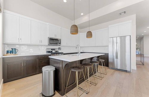 Bloomington Condo | Villa #02 at Bloomington Country Club: Pool, Golf, Restaurant