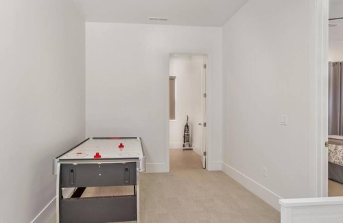 Bloomington Apartment | Villa 17 - 4 bedroom! YEAR ROUND HEATED POOL & HOT TUB! GAMES! GOLF! TENNIS!