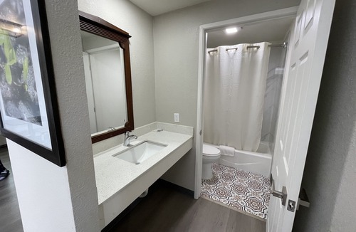 Southwest Anaheim Hotel | Villa Inn Anaheim