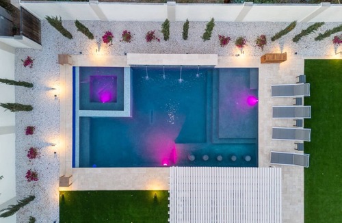 Camelback East House | Villa Toscana Scottsdale - Resort Pool Pickleball Escalade