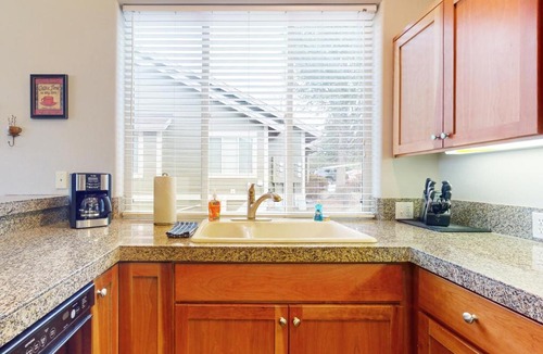 Redmond Apartment | Village Terrace