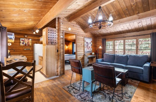 Duck Creek Village Cabin | Village Vibes Retreat