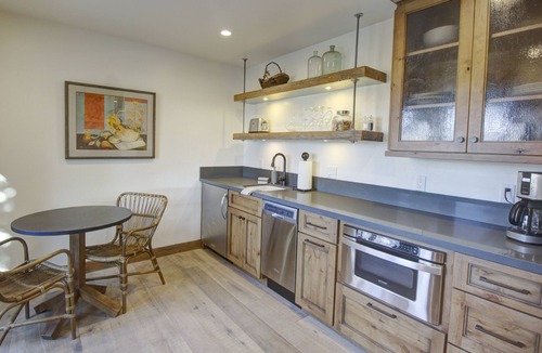 San Luis Obispo House | Vineyard House at Biddle Ranch. In the Edna Valley/San Luis Obispo Wine Country!