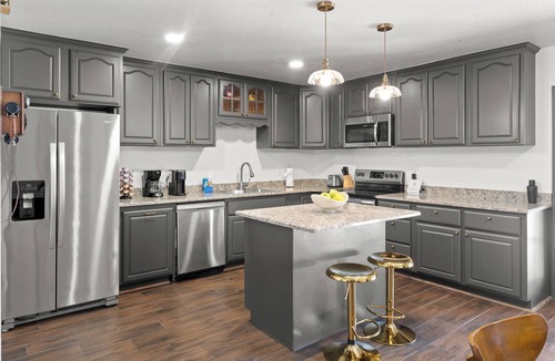 Glendale House | Vintage Vault - Spacious 4 Bedrooms House w/Pool - Close to Cardinals & Dodgers