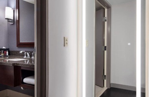 Visalia Hotel | Visalia Marriott at the Convention Center