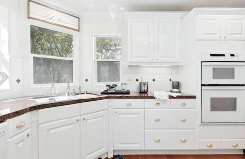 Oak Shores House | Visit our Family Lake House, walk to Dock +boat