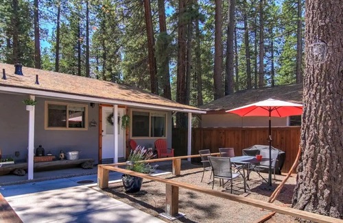 Al Tahoe House | Walk 2 Lake & Beaches Dining Shopping from your LakeHouse