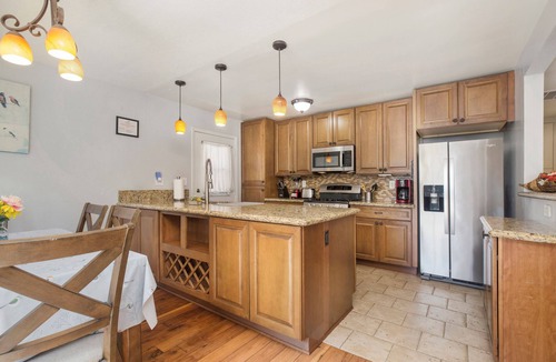 Capistrano Beach House | Walk 2 Ocean & Park, Backyard, Fast WiFi. Pine Perch! STR21-1275