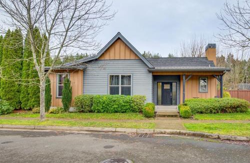 Harlow House | Walk to Autzen Stadium, 3 Mi to UO! Home w/Patio