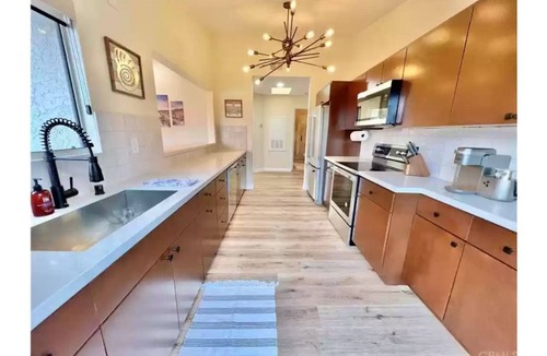 Monarch Beach Condo | Walk to Beach! 2 bed & 2 Bath! Ocean Views from Front Patio! Barefoot Bungalow