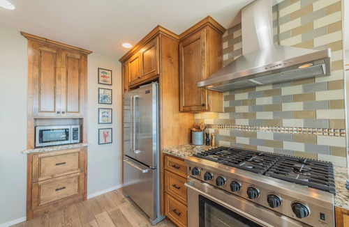 Cayucos House | Walk to beach, 3/2 w/Views, Deck & Accessibility