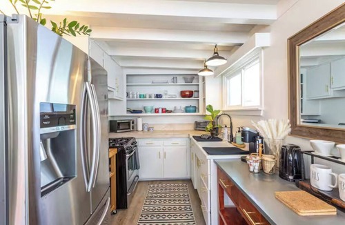Corona del Mar House | Walk to Beach,Shops and Restaurants,Beach Cottage!