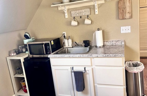 Medford Apartment | Walk to downtown - Charming Upstairs Loft Studio