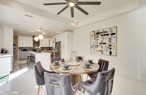 Tahquitz River Estates House | Walk to Dtwn Palm Springs! Chic Desert Oasis