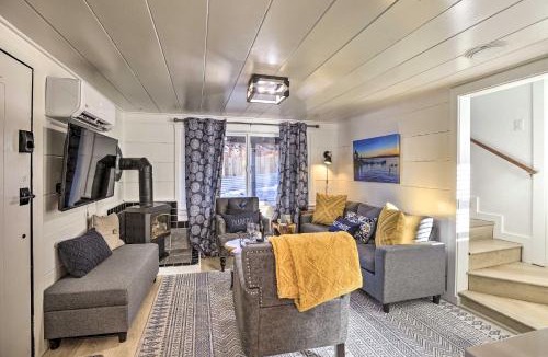 Lincoln Park House | Walk to Lake Tahoe: Cozy Zephyr Cove Cabin!