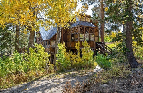 Bear Valley House | Walk to the Lake Amazing 5 Bedrm - VH#343 by Bear Valley Vacation Rentals