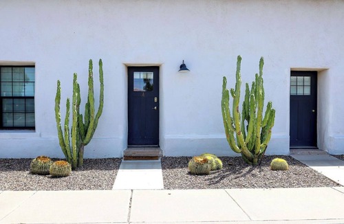 Florence House | Walkable Historic Downtown Retreat Near Windmill Winery & Outdoor Adventure