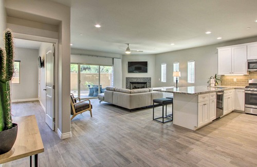 Cave Creek House | Walkable Townhome w/Pool Access in Cave Creek!