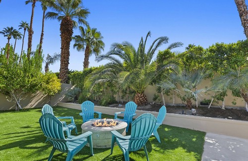 Palm Springs House | Walking On Sunshine - Beautiful Palm Springs Retreat