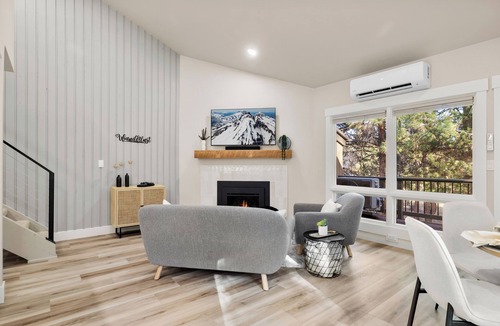 Century West Condo | Wanderlust Condo Bend - Mt Bachelor Village - BRAND NEW
