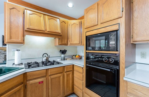 Sunriver House | WARB12 - Walk to the River, Dog Friendly, 3 Suites, Gas Fireplace
