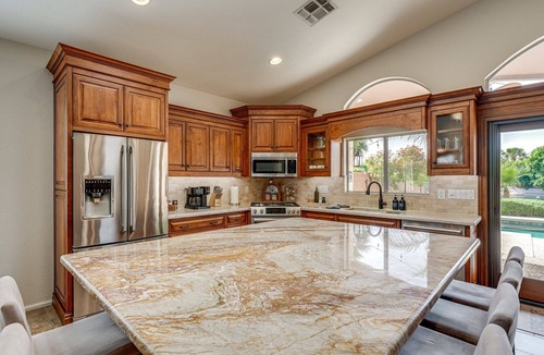 Arrowhead Lakes House | Waterfront 3BR Home with Pool ,BBQ Patio & Fire Pit