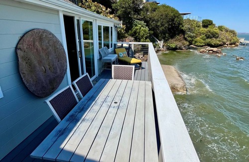 San Rafael House | WATERFRONT BAY HOUSE, SPECTACULAR VIEWS!