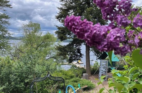 Hauser House | Waterfront home sleeps 21 with dock and game room