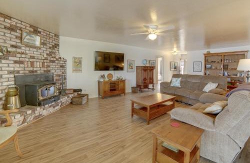 Lakeport House | Waterfront Lakeport Rental Home w/Private Dock!